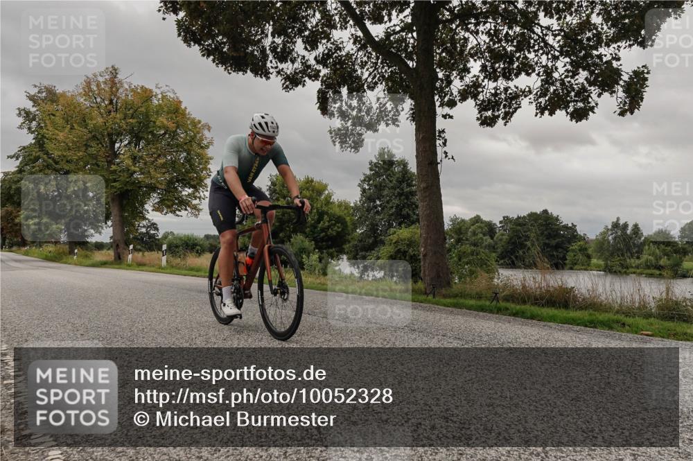 30.08.2026 - Elbe Triathlon Hamburg Michael Burmester http://msf.ph/oto/10052328 30.08.2026 10:32:03 Radfahren 919, 1027, 1035, 1080, 1102 meine-sportfotos.de