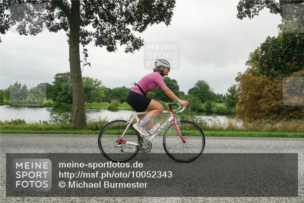 30.08.2026 - Elbe Triathlon Hamburg Michael Burmester http://msf.ph/oto/10052343 30.08.2026 10:09:32 Radfahren 867 meine-sportfotos.de
