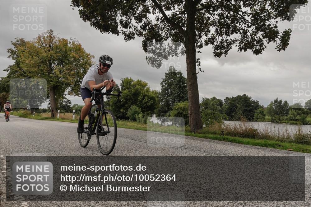 30.08.2026 - Elbe Triathlon Hamburg Michael Burmester http://msf.ph/oto/10052364 30.08.2026 10:32:22 Radfahren 803, 1083, 1091 meine-sportfotos.de