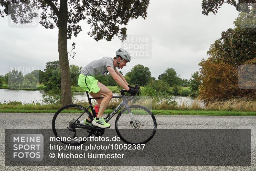 30.08.2026 - Elbe Triathlon Hamburg Michael Burmester http://msf.ph/oto/10052387 30.08.2026 10:10:11 Radfahren 408, 516, 642, 840, 855 meine-sportfotos.de