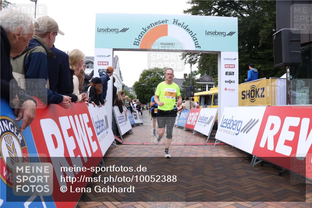 30.08.2026 - Blankeneser Heldenlauf Lena Gebhardt http://msf.ph/oto/10052388 30.08.2026 12:02:17 Ziel 2067, 2326, 2417, 2490, 2626, 4428 meine-sportfotos.de