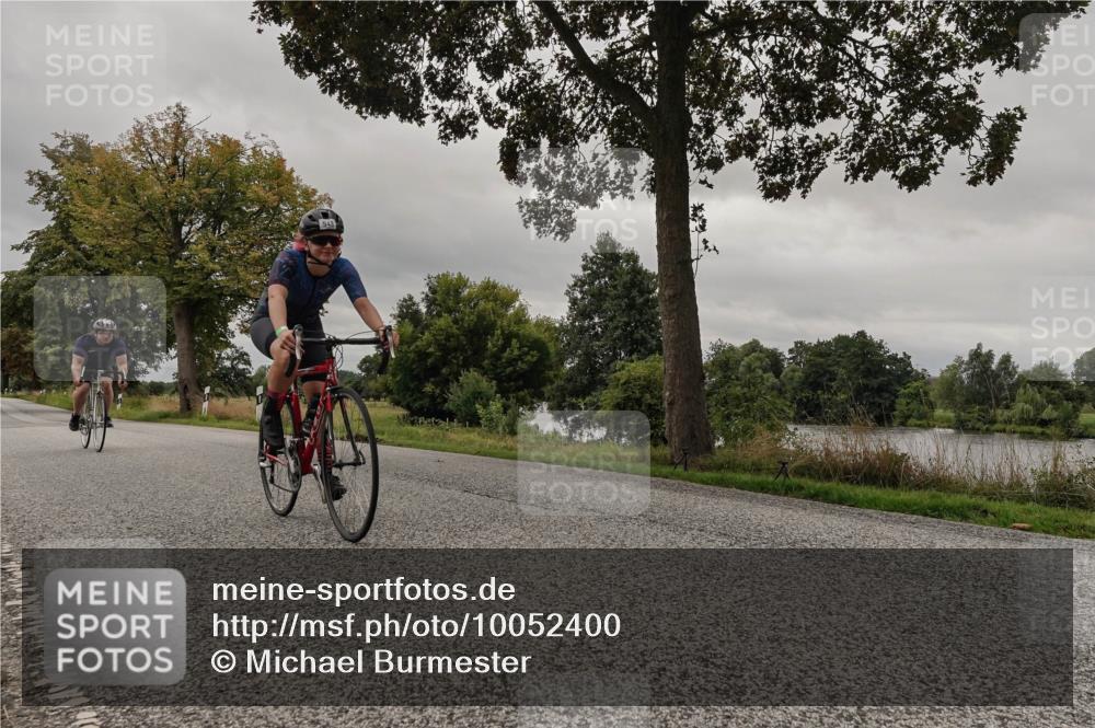 30.08.2026 - Elbe Triathlon Hamburg Michael Burmester http://msf.ph/oto/10052400 30.08.2026 10:32:55 Radfahren 863, 943, 953, 991, 1070, 1120 meine-sportfotos.de