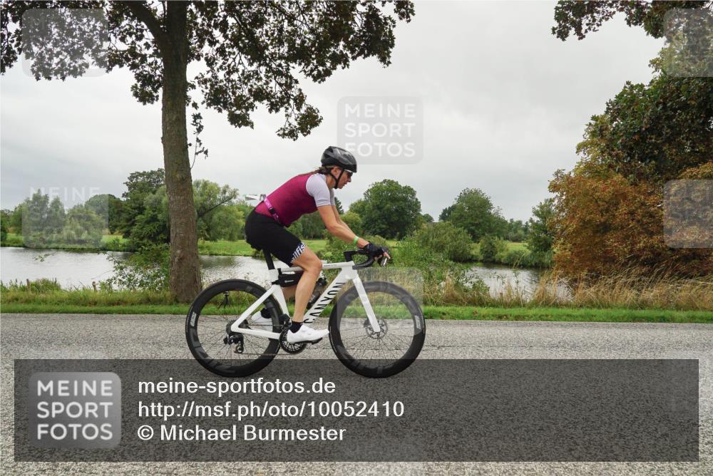 30.08.2026 - Elbe Triathlon Hamburg Michael Burmester http://msf.ph/oto/10052410 30.08.2026 10:10:33 Radfahren 462, 714, 789, 856, 911, 961, 965 meine-sportfotos.de