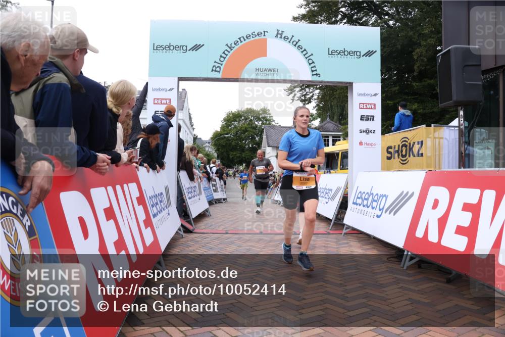 30.08.2026 - Blankeneser Heldenlauf Lena Gebhardt http://msf.ph/oto/10052414 30.08.2026 12:02:19 Ziel 2067, 2326, 2417, 2490, 2626, 4428 meine-sportfotos.de