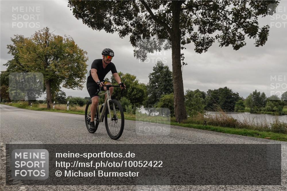 30.08.2026 - Elbe Triathlon Hamburg Michael Burmester http://msf.ph/oto/10052422 30.08.2026 10:33:07 Radfahren 826, 1006, 1029, 1044 meine-sportfotos.de