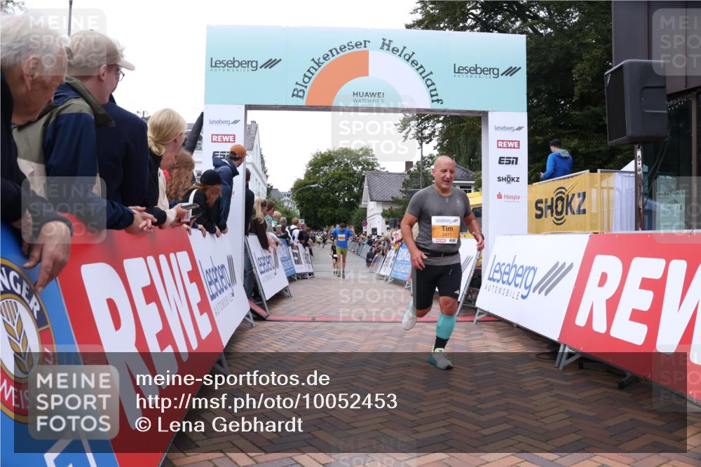 30.08.2026 - Blankeneser Heldenlauf Lena Gebhardt http://msf.ph/oto/10052453 30.08.2026 12:02:21 Ziel 2067, 2326, 2417, 2490, 2775, 4086, 4428 meine-sportfotos.de