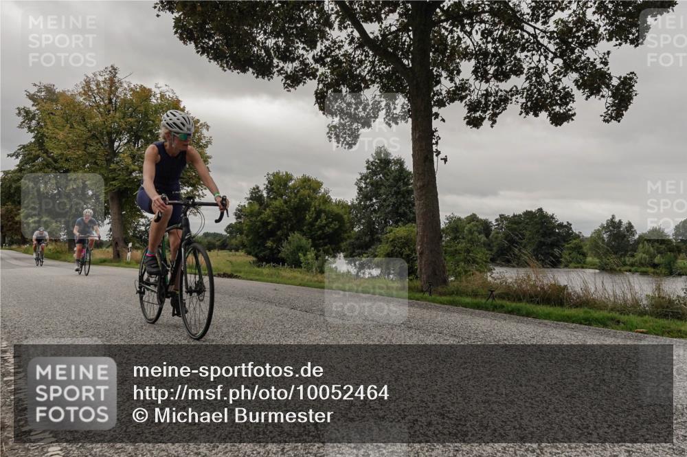 30.08.2026 - Elbe Triathlon Hamburg Michael Burmester http://msf.ph/oto/10052464 30.08.2026 10:33:47 Radfahren 866, 962, 1069, 1121 meine-sportfotos.de