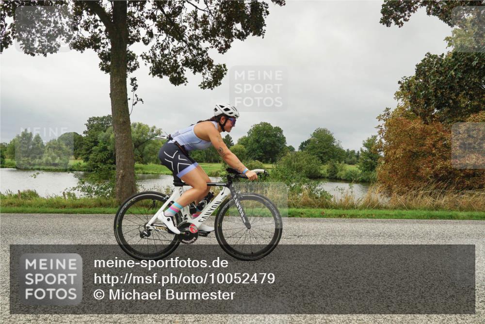 30.08.2026 - Elbe Triathlon Hamburg Michael Burmester http://msf.ph/oto/10052479 30.08.2026 10:11:34 Radfahren 557, 808 meine-sportfotos.de
