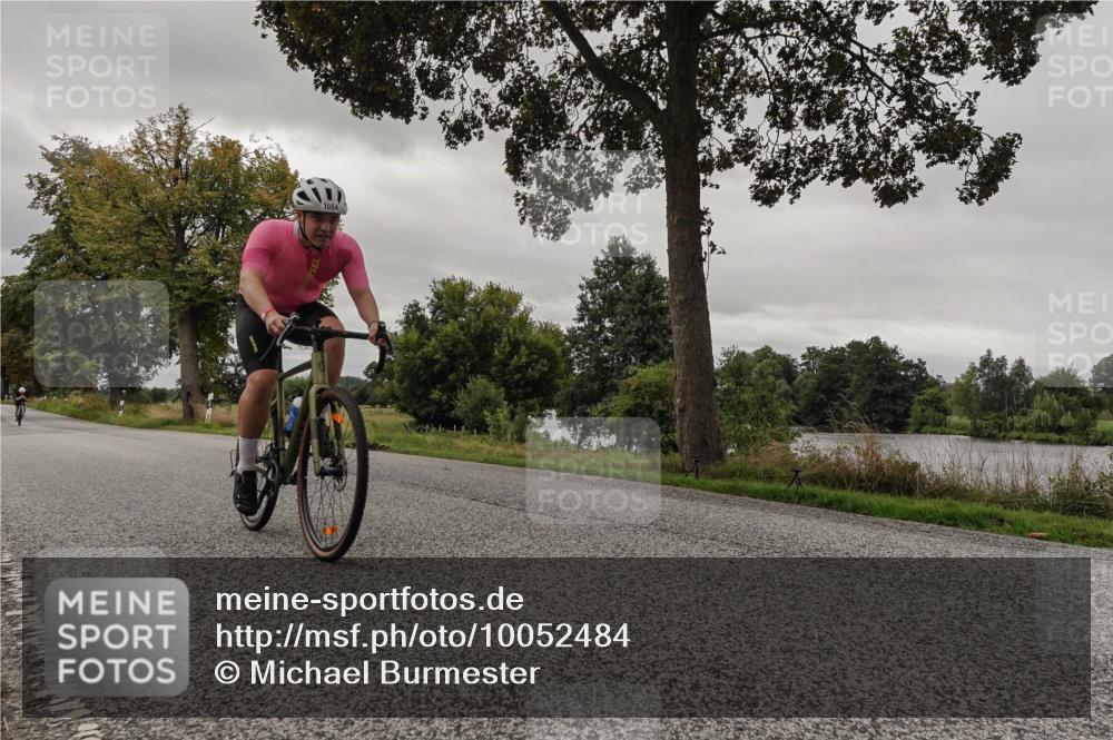 30.08.2026 - Elbe Triathlon Hamburg Michael Burmester http://msf.ph/oto/10052484 30.08.2026 10:34:15 Radfahren 737, 1064, 1197 meine-sportfotos.de