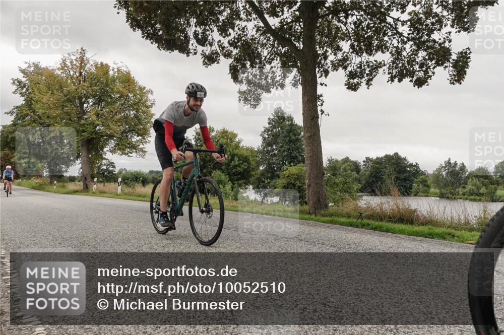 30.08.2026 - Elbe Triathlon Hamburg Michael Burmester http://msf.ph/oto/10052510 30.08.2026 10:34:36 Radfahren 947, 948, 999, 1009, 1022, 1025, 1048, 1071 meine-sportfotos.de