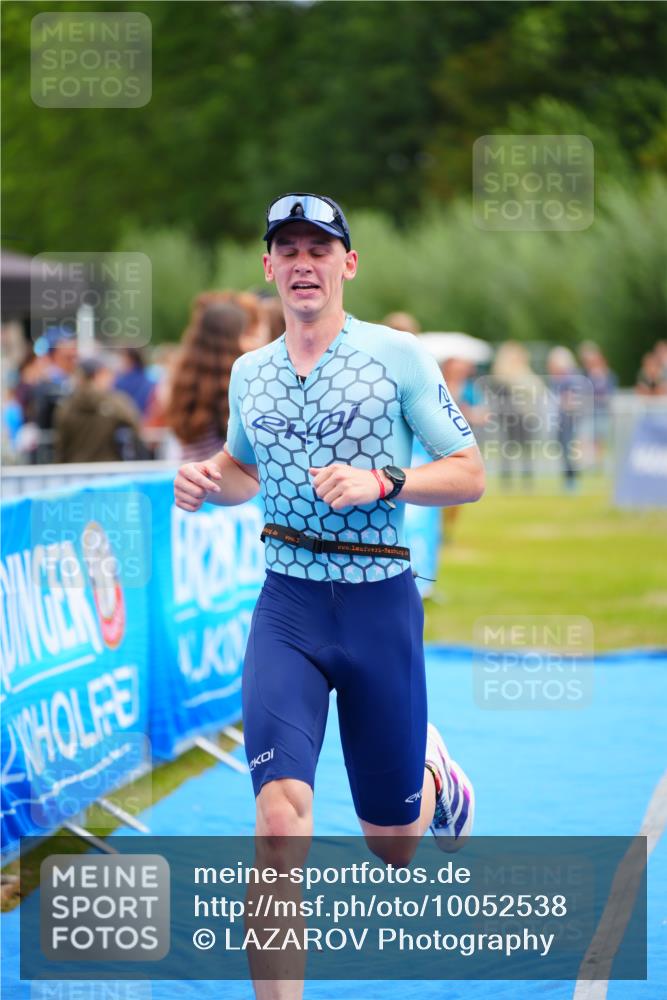 30.08.2026 - Elbe Triathlon Hamburg LAZAROV Photography http://msf.ph/oto/10052538 30.08.2026 10:46:40 Ziel 354, 508 meine-sportfotos.de