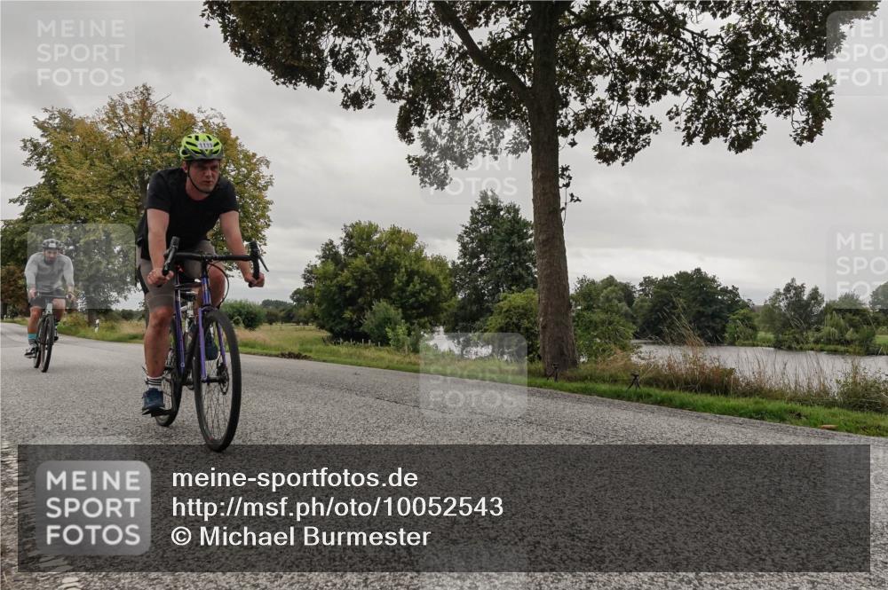 30.08.2026 - Elbe Triathlon Hamburg Michael Burmester http://msf.ph/oto/10052543 30.08.2026 10:35:23 Radfahren 568, 882, 1092, 1101, 1108, 1113, 1119 meine-sportfotos.de