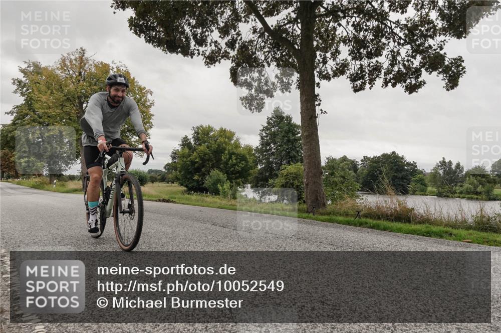 30.08.2026 - Elbe Triathlon Hamburg Michael Burmester http://msf.ph/oto/10052549 30.08.2026 10:35:23 Radfahren 568, 882, 1092, 1101, 1108, 1113, 1119 meine-sportfotos.de