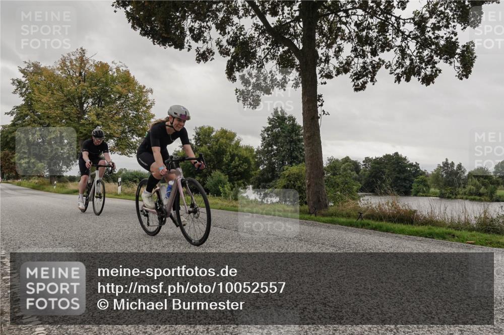 30.08.2026 - Elbe Triathlon Hamburg Michael Burmester http://msf.ph/oto/10052557 30.08.2026 10:35:28 Radfahren 568, 831, 882, 1108 meine-sportfotos.de