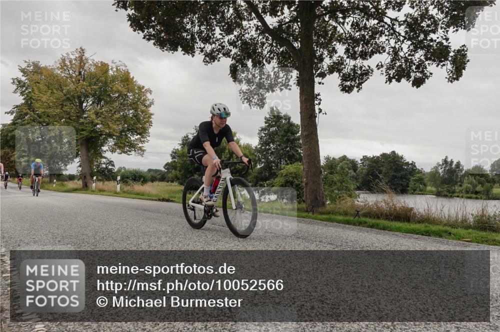 30.08.2026 - Elbe Triathlon Hamburg Michael Burmester http://msf.ph/oto/10052566 30.08.2026 10:35:38 Radfahren 697, 726, 802, 864, 998, 1068, 1115, 1148 meine-sportfotos.de