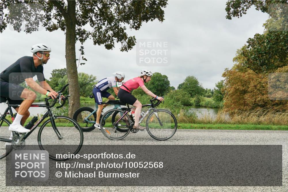 30.08.2026 - Elbe Triathlon Hamburg Michael Burmester http://msf.ph/oto/10052568 30.08.2026 10:13:01 Radfahren 441, 537, 664, 722, 728, 797, 872, 883 meine-sportfotos.de