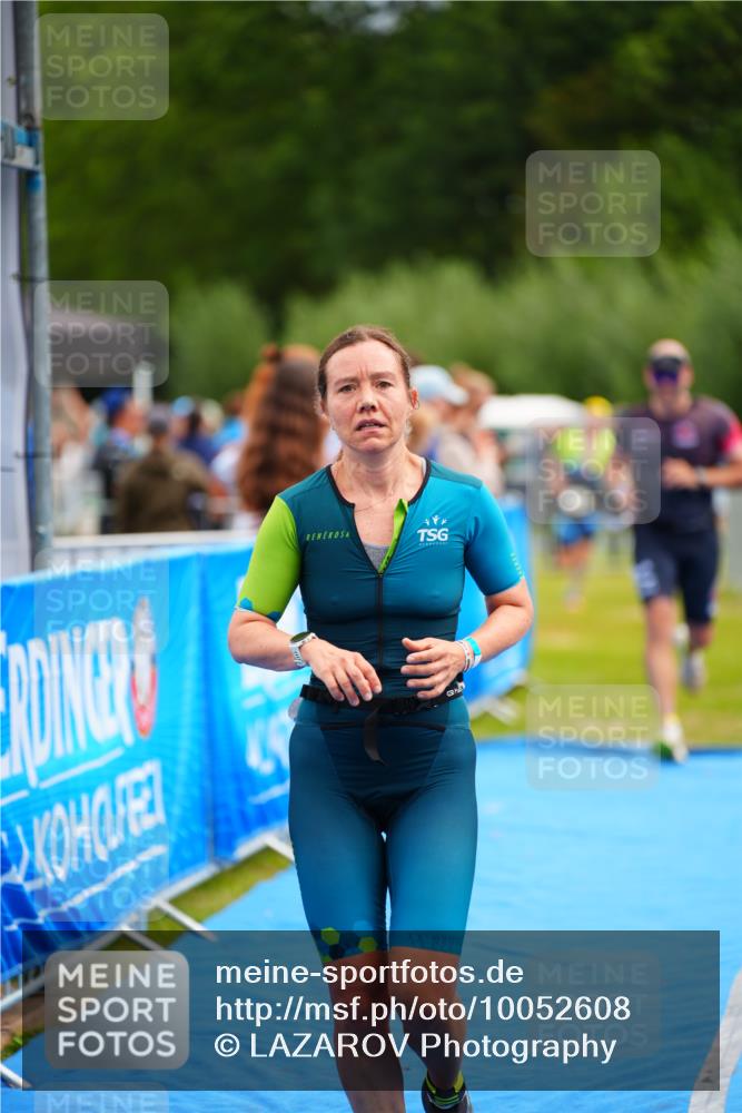 30.08.2026 - Elbe Triathlon Hamburg LAZAROV Photography http://msf.ph/oto/10052608 30.08.2026 10:46:47 Ziel 293, 354, 544 meine-sportfotos.de