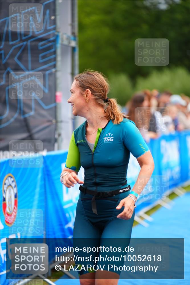 30.08.2026 - Elbe Triathlon Hamburg LAZAROV Photography http://msf.ph/oto/10052618 30.08.2026 10:46:48 Ziel 293, 354, 544 meine-sportfotos.de