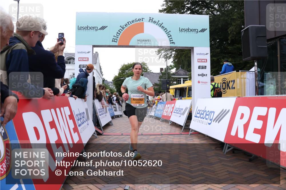 30.08.2026 - Blankeneser Heldenlauf Lena Gebhardt http://msf.ph/oto/10052620 30.08.2026 12:02:46 Ziel 2135, 2227, 2480, 2506, 2858 meine-sportfotos.de
