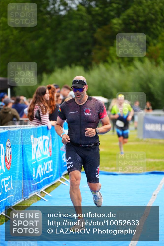 30.08.2026 - Elbe Triathlon Hamburg LAZAROV Photography http://msf.ph/oto/10052633 30.08.2026 10:46:50 Ziel 293, 354, 544 meine-sportfotos.de
