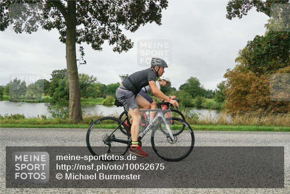 30.08.2026 - Elbe Triathlon Hamburg Michael Burmester http://msf.ph/oto/10052675 30.08.2026 10:14:38 Radfahren 413, 607, 918 meine-sportfotos.de