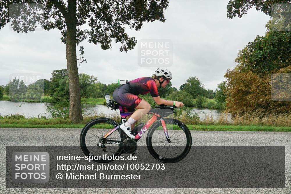 30.08.2026 - Elbe Triathlon Hamburg Michael Burmester http://msf.ph/oto/10052703 30.08.2026 10:15:10 Radfahren 577, 667, 891, 898, 954 meine-sportfotos.de
