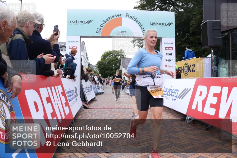 30.08.2026 - Blankeneser Heldenlauf Lena Gebhardt http://msf.ph/oto/10052704 30.08.2026 12:02:53 Ziel 2068, 2113, 2135, 2191, 2337, 2506, 2573 meine-sportfotos.de
