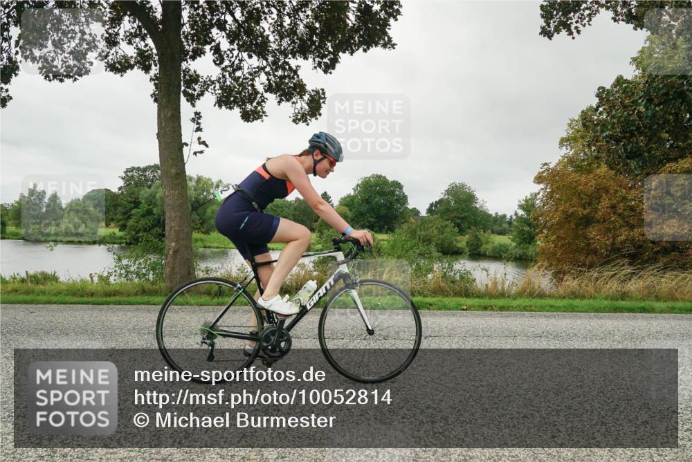 30.08.2026 - Elbe Triathlon Hamburg Michael Burmester http://msf.ph/oto/10052814 30.08.2026 10:17:14 Radfahren 546, 802, 826, 866 meine-sportfotos.de