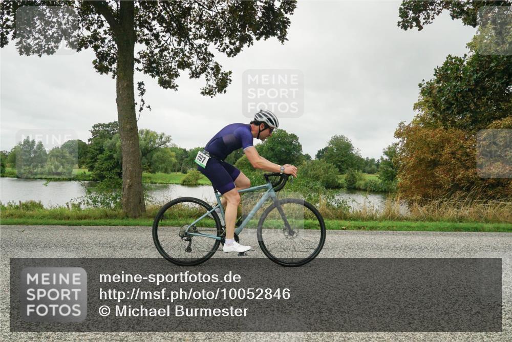 30.08.2026 - Elbe Triathlon Hamburg Michael Burmester http://msf.ph/oto/10052846 30.08.2026 10:17:45 Radfahren 697, 940 meine-sportfotos.de