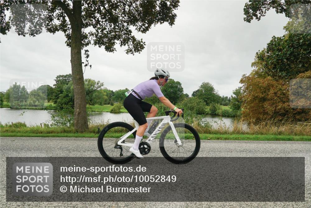 30.08.2026 - Elbe Triathlon Hamburg Michael Burmester http://msf.ph/oto/10052849 30.08.2026 10:17:51 Radfahren 940 meine-sportfotos.de
