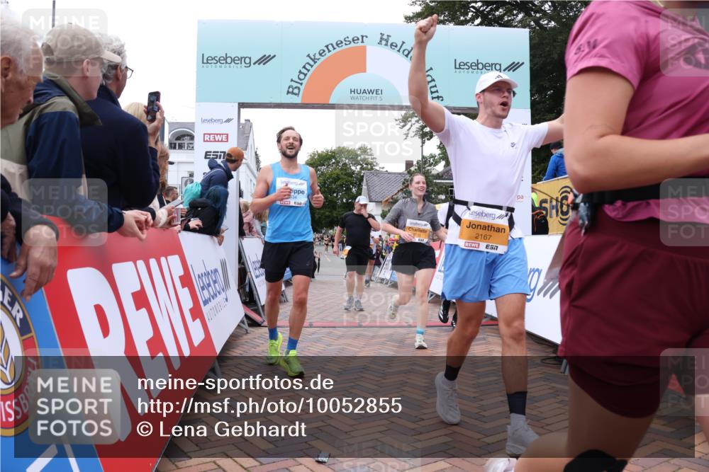 30.08.2026 - Blankeneser Heldenlauf Lena Gebhardt http://msf.ph/oto/10052855 30.08.2026 12:03:06 Ziel 2033, 2167, 2408, 2409, 2414, 2733, 2735, 2878, 2945, 4334 meine-sportfotos.de