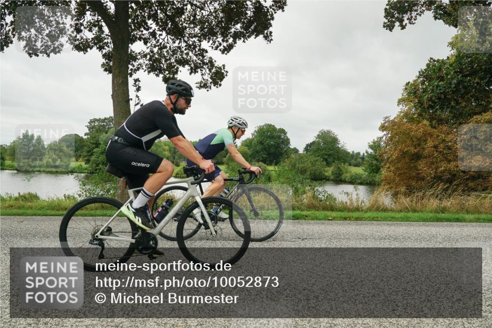 30.08.2026 - Elbe Triathlon Hamburg Michael Burmester http://msf.ph/oto/10052873 30.08.2026 10:18:30 Radfahren 556, 571, 618, 725, 774 meine-sportfotos.de