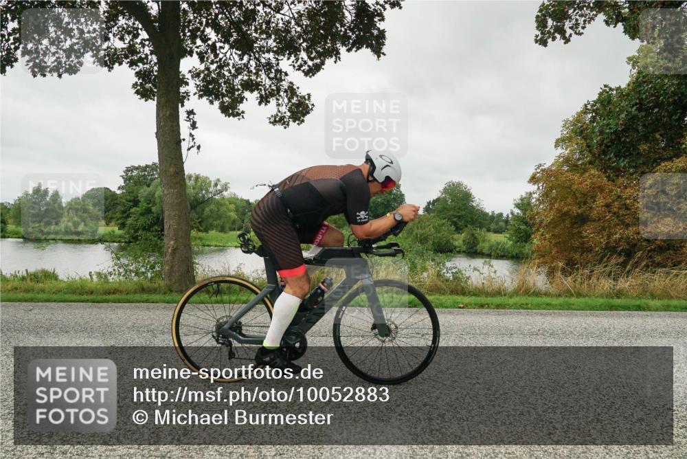 30.08.2026 - Elbe Triathlon Hamburg Michael Burmester http://msf.ph/oto/10052883 30.08.2026 10:18:39 Radfahren 666, 702 meine-sportfotos.de