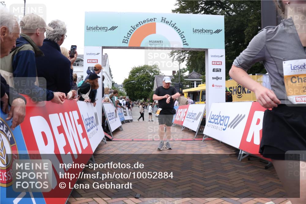 30.08.2026 - Blankeneser Heldenlauf Lena Gebhardt http://msf.ph/oto/10052884 30.08.2026 12:03:08 Ziel 2033, 2167, 2409, 2414, 2733, 2735, 2945, 4334 meine-sportfotos.de