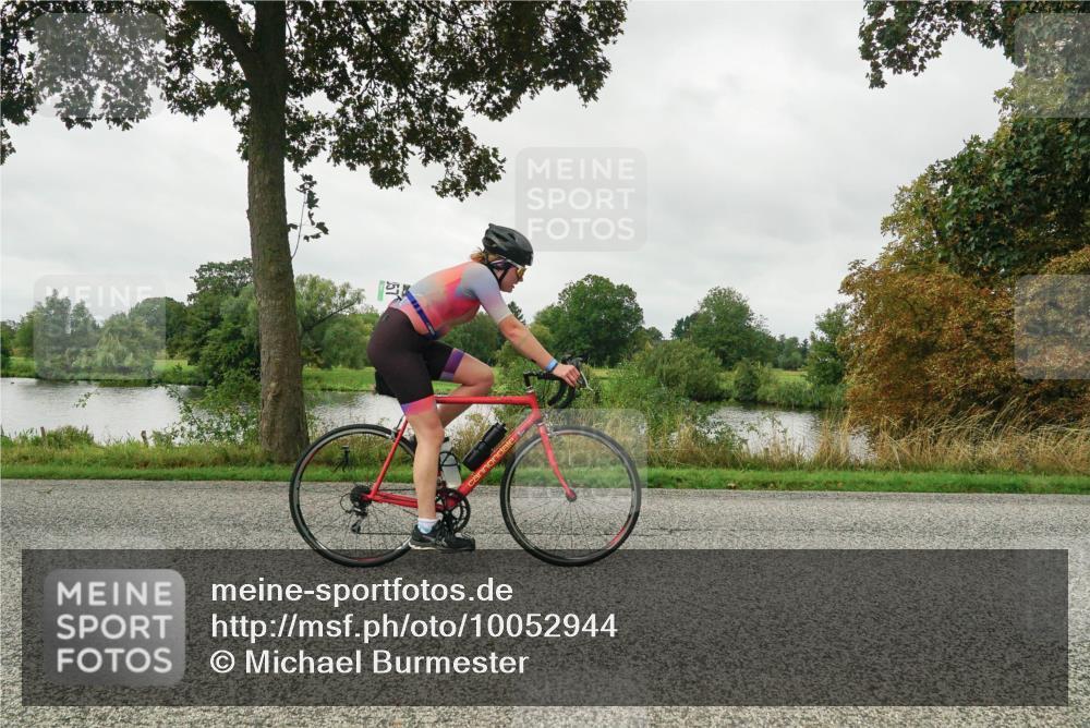 30.08.2026 - Elbe Triathlon Hamburg Michael Burmester http://msf.ph/oto/10052944 30.08.2026 10:20:25 Radfahren 857, 862, 873, 915, 978 meine-sportfotos.de