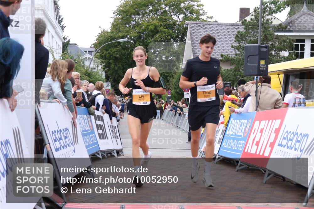 30.08.2026 - Blankeneser Heldenlauf Lena Gebhardt http://msf.ph/oto/10052950 30.08.2026 12:03:17 Ziel 2078, 2079 meine-sportfotos.de