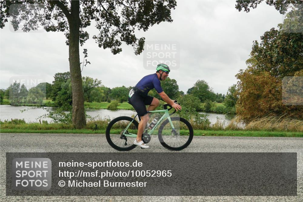 30.08.2026 - Elbe Triathlon Hamburg Michael Burmester http://msf.ph/oto/10052965 30.08.2026 10:20:46 Radfahren 672, 795, 879, 942 meine-sportfotos.de