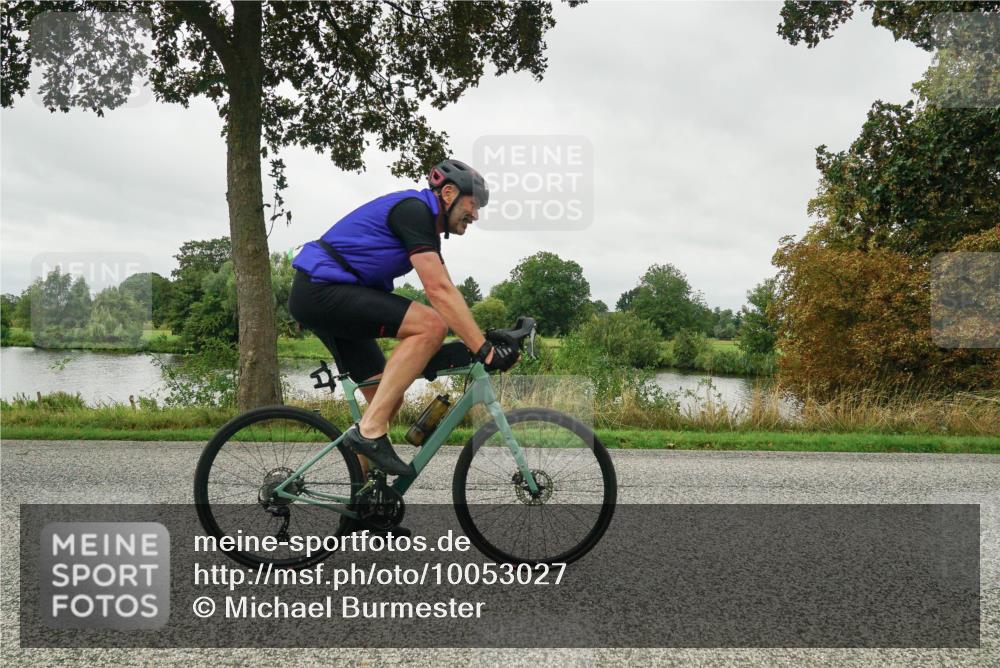 30.08.2026 - Elbe Triathlon Hamburg Michael Burmester http://msf.ph/oto/10053027 30.08.2026 10:22:28 Radfahren 764, 903, 977 meine-sportfotos.de