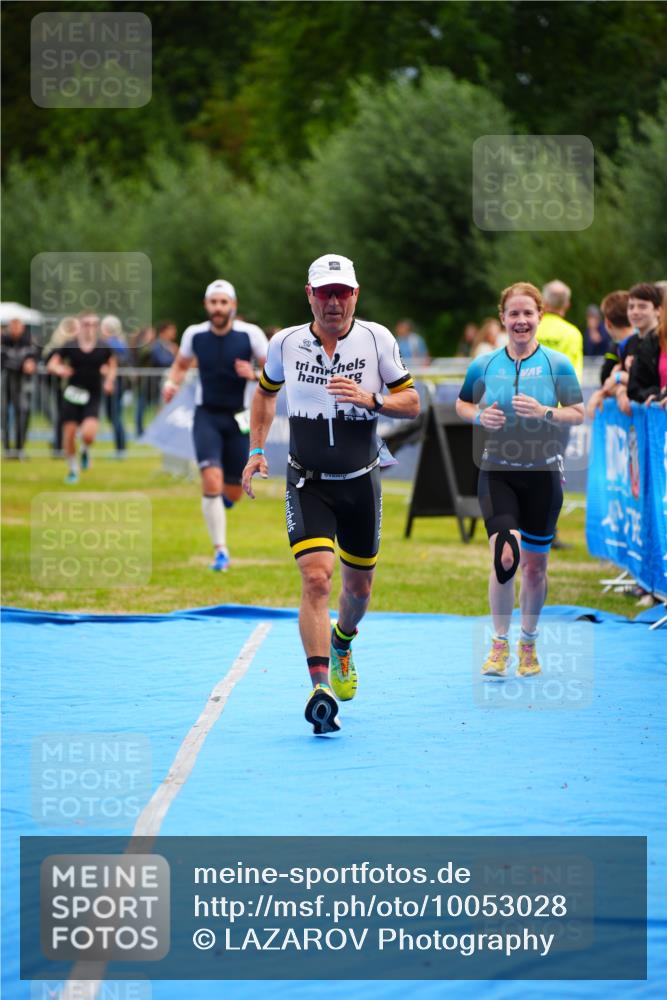 30.08.2026 - Elbe Triathlon Hamburg LAZAROV Photography http://msf.ph/oto/10053028 30.08.2026 10:48:25 Ziel 274, 361, 470 meine-sportfotos.de
