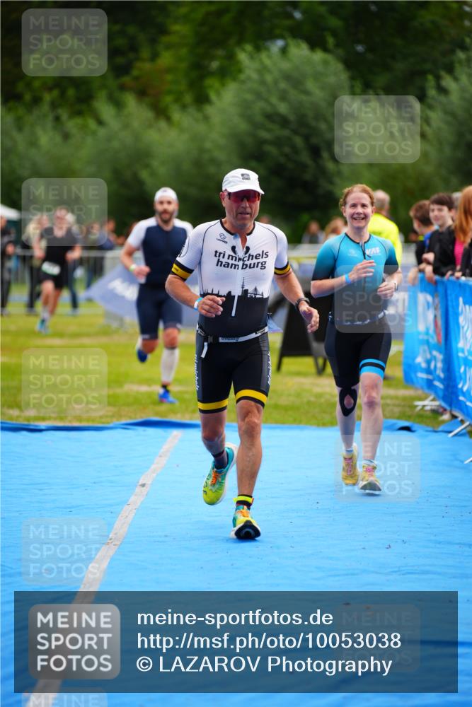 30.08.2026 - Elbe Triathlon Hamburg LAZAROV Photography http://msf.ph/oto/10053038 30.08.2026 10:48:25 Ziel 274, 361, 470 meine-sportfotos.de