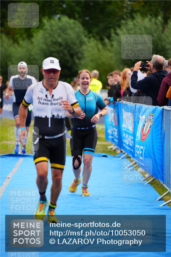 30.08.2026 - Elbe Triathlon Hamburg LAZAROV Photography http://msf.ph/oto/10053050 30.08.2026 10:48:26 Ziel 274, 361, 470 meine-sportfotos.de