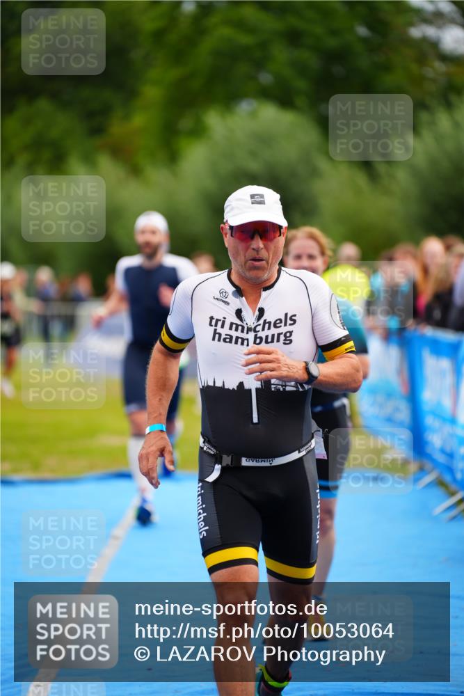 30.08.2026 - Elbe Triathlon Hamburg LAZAROV Photography http://msf.ph/oto/10053064 30.08.2026 10:48:27 Ziel 274, 361, 470 meine-sportfotos.de