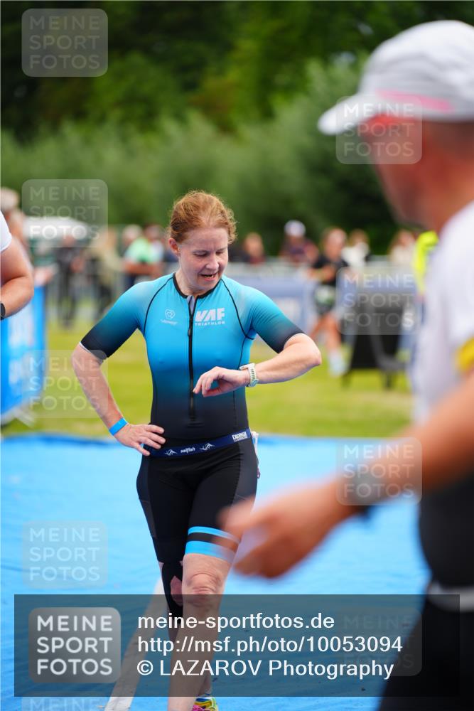 30.08.2026 - Elbe Triathlon Hamburg LAZAROV Photography http://msf.ph/oto/10053094 30.08.2026 10:48:30 Ziel 274, 320, 361, 470 meine-sportfotos.de