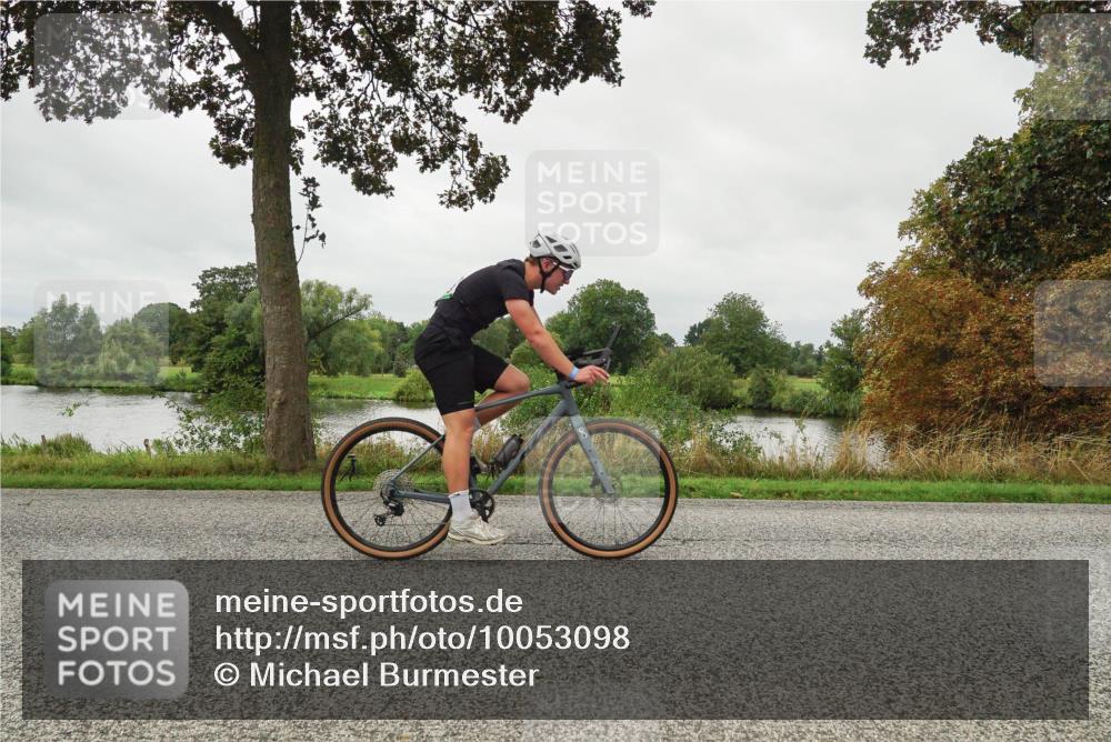 30.08.2026 - Elbe Triathlon Hamburg Michael Burmester http://msf.ph/oto/10053098 30.08.2026 10:24:13 Radfahren 793, 814, 822, 936, 941 meine-sportfotos.de