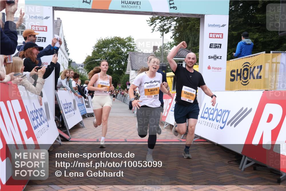 30.08.2026 - Blankeneser Heldenlauf Lena Gebhardt http://msf.ph/oto/10053099 30.08.2026 12:03:36 Ziel 2457, 2552, 2653, 2759, 2836, 2872 meine-sportfotos.de