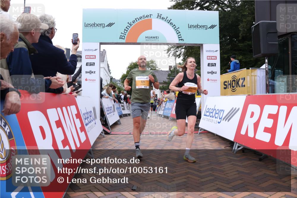 30.08.2026 - Blankeneser Heldenlauf Lena Gebhardt http://msf.ph/oto/10053161 30.08.2026 12:03:46 Ziel 2172, 2281, 2767, 2768, 4185 meine-sportfotos.de