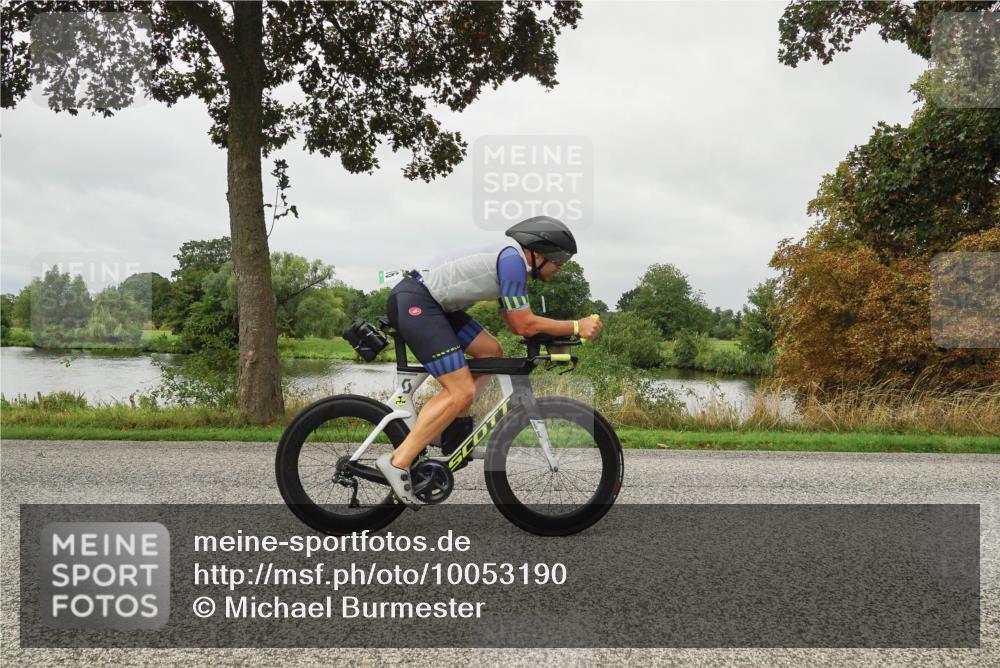 30.08.2026 - Elbe Triathlon Hamburg Michael Burmester http://msf.ph/oto/10053190 30.08.2026 10:26:29 Radfahren 716, 906 meine-sportfotos.de