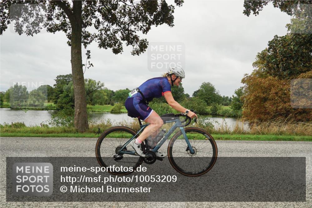 30.08.2026 - Elbe Triathlon Hamburg Michael Burmester http://msf.ph/oto/10053209 30.08.2026 10:26:57 Radfahren 811, 842, 960, 1008 meine-sportfotos.de