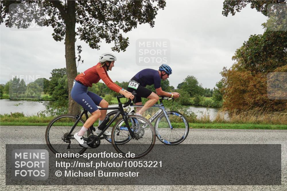 30.08.2026 - Elbe Triathlon Hamburg Michael Burmester http://msf.ph/oto/10053221 30.08.2026 10:27:17 Radfahren 729, 734, 860, 861, 982 meine-sportfotos.de