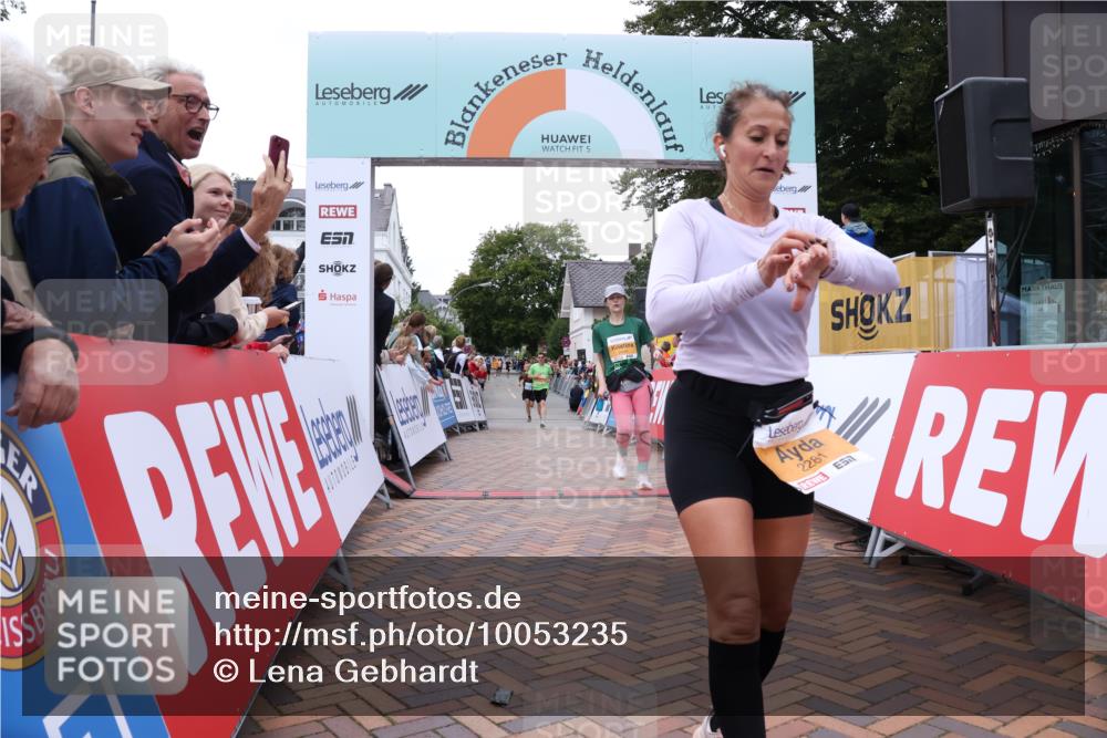 30.08.2026 - Blankeneser Heldenlauf Lena Gebhardt http://msf.ph/oto/10053235 30.08.2026 12:03:51 Ziel 2172, 2281, 2444, 2460, 2767, 2768, 4185 meine-sportfotos.de